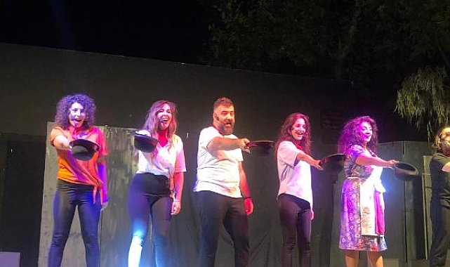 Yeşilköy'de 'Kapkabare' sahnelendi