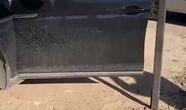 Eski başkanın oğlunun otomobili kurşunlandı