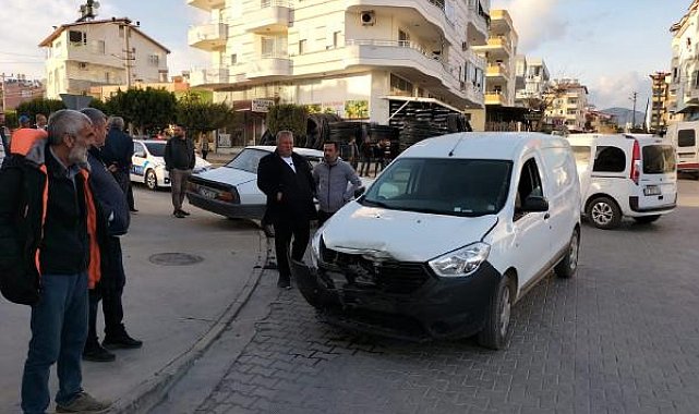 Gazipaşa'da kaza: 3 yaralı