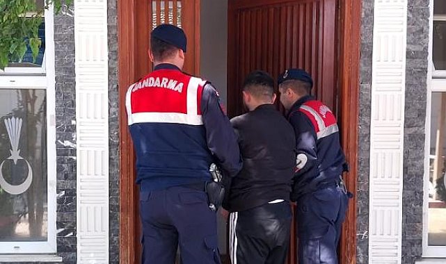 Aranan 3 hükümlü, jandarmaya yakalandı