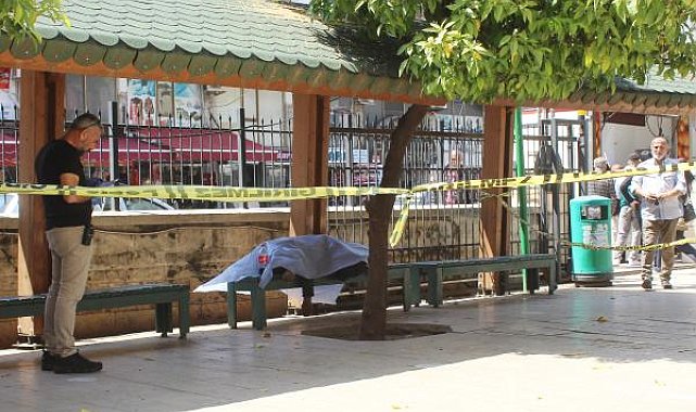 Cami avlusunda ölü bulundu