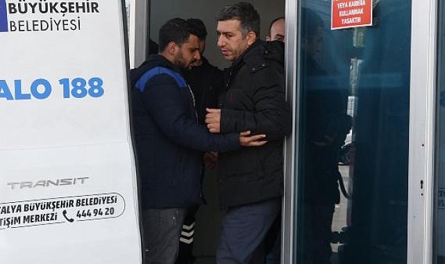 Kazada otomobilin camından savrulan Mehmet, hayatını kaybetti