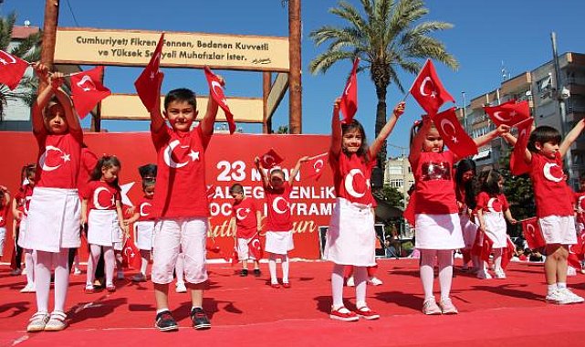 Kumluca'da 23 Nisan kutlandı