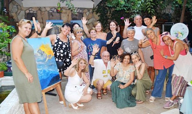 Ressam Oksana'dan 'Mavi'nin Yolculuğu'