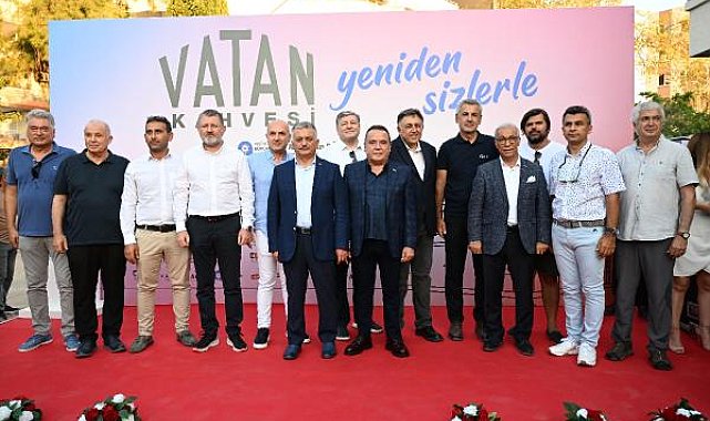 Tarihi Vatan Kahvesi yeniden Antalyalıların hizmetinde