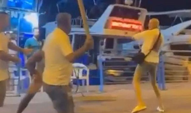 Alanya'da yumruklu, sopalı kavga kamerada - Yeniden