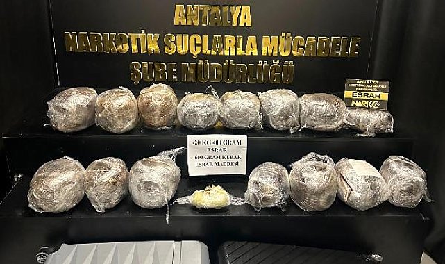 Antalya polisi 51 kilo uyuşturucu ele geçirdi
