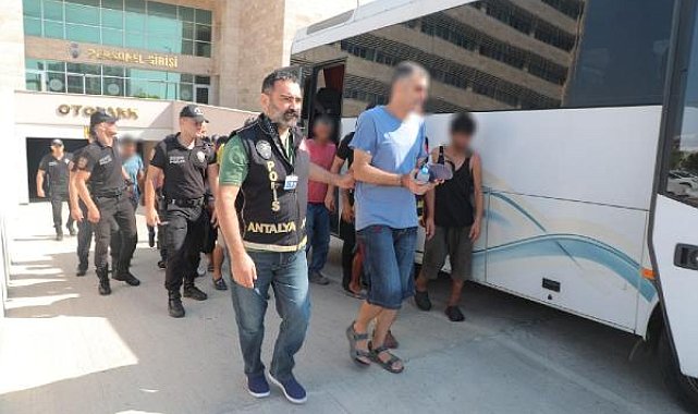 Aranan 35 kişi yakalandı