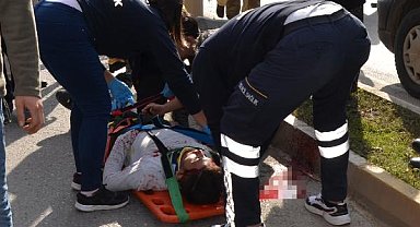 Kazada karşı şeride savrulup, kamyonun altında kalan motosikletli hayatını kaybetti