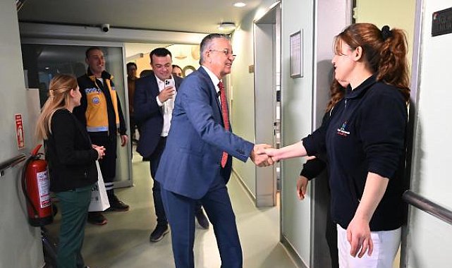Başkan Topaloğlu'ndan hastalara ziyaret