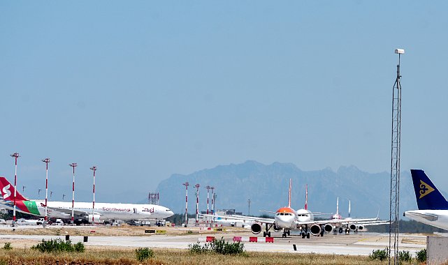 ANTALYA Turistin en büyük şikayeti rötar