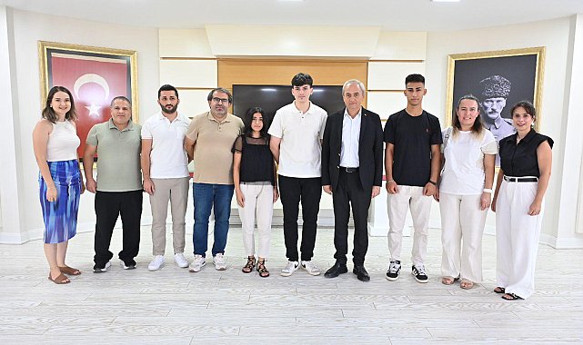 Başkan Kocagöz'den başarılı öğrencilere burs müjdesi