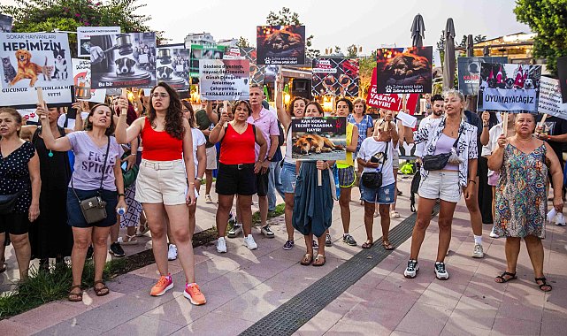 Hayvanseverler yasanın geri çekilmesi için eylem yaptı