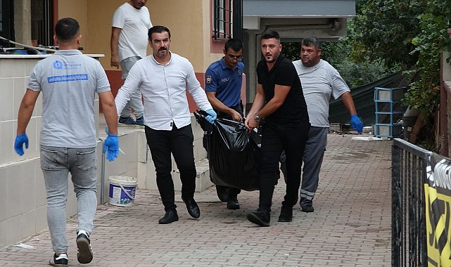 Antalya'da, Rusya'ya gidip gelen kadın kocasını ölü buldu