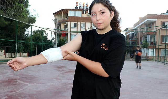 Dikenli tele takılan koluna 23 dikiş atıldı