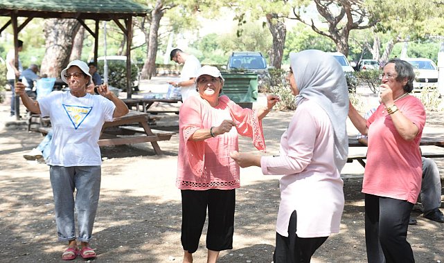 Huzurevi sakinleri Sarısu'da piknik yaptı