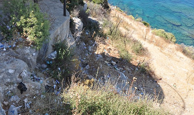 ANTALYA Koru Mahallesi mesire alanında kirlilik alarmı