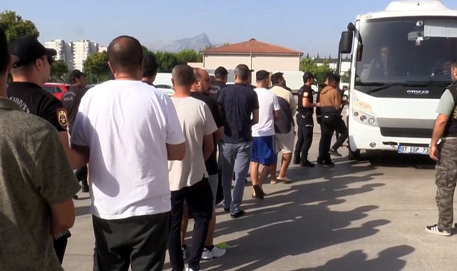 Antalya'da aranan 490 kişi yakalandı