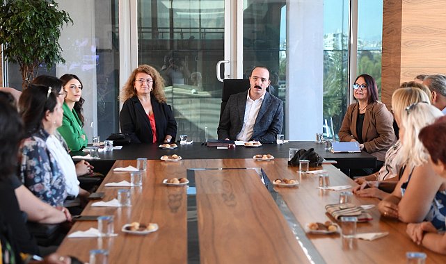 Kotan'dan kadınlar için anlamlı imza