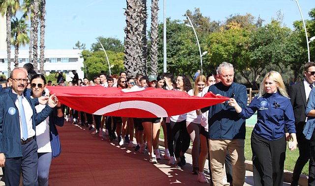 Rektör Özkan, TUSAŞ'a başsağlığı ziyaretinde bulundu