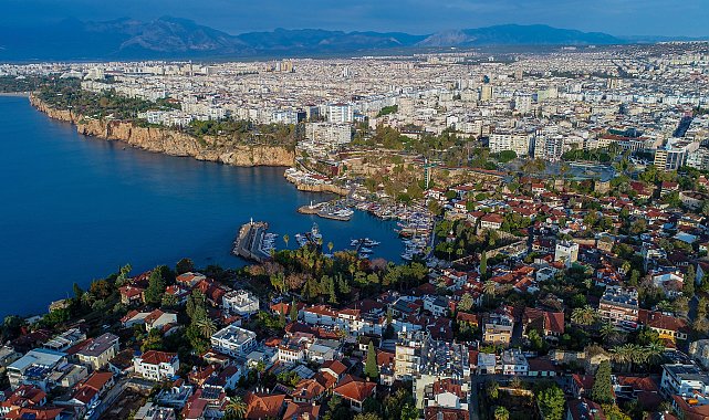 Yabancıya konut satışında sert düşüş devam ediyor