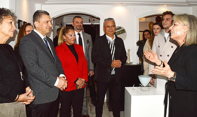 Galeride 10'uncu yıl mutluluğu