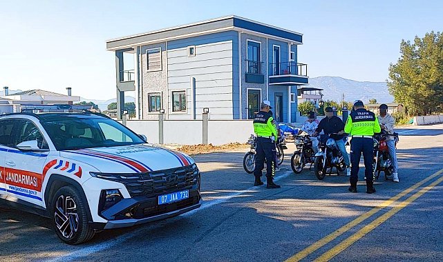 Jandarmadan motosiklet denetimi