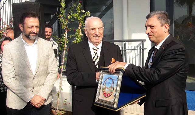 Vali Şahin, Manavgat'ta aile sağlığı merkezini hizmete açtı