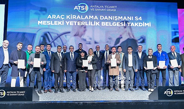 Araç kiralamada yeni dönem: İlk yeterlilik belgeleri sahiplerini buldu