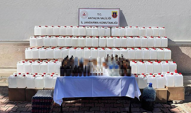 Kepez'de eve sahte alkollü içki baskını