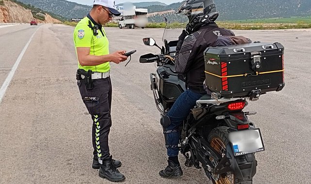 Antalya'da 2 haftada 37 bin 233 sürücüye ceza yazıldı