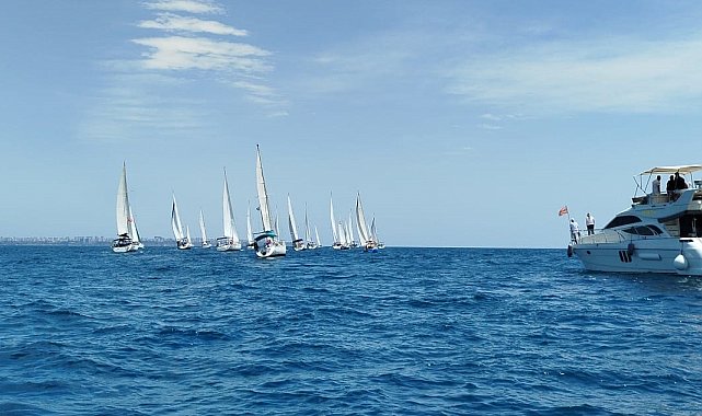 Antalya'da 'yelken şöleni'