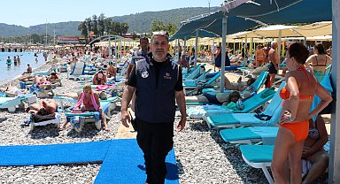 Polisten sahillerde şok uygulama