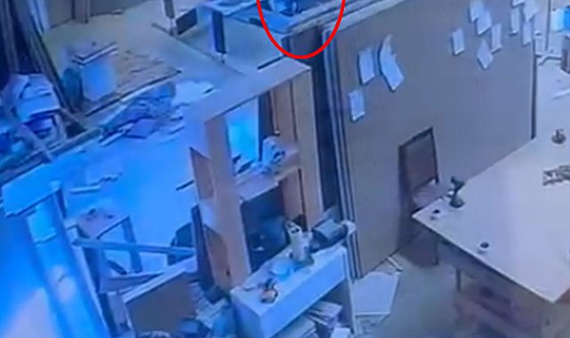 Antalya'da mobilya atölyesi kundaklandı