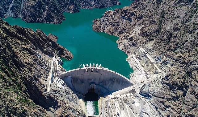 Yusufeli Barajı ile 2,5 milyon kişinin enerji ihtiyacı karşılanıyor