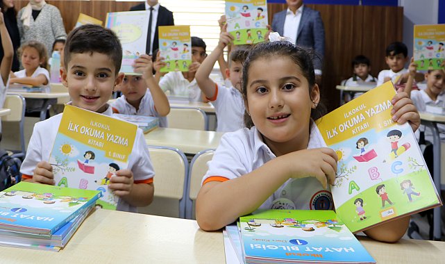 Antalya'da 526 bin öğrenci okula başlıyor