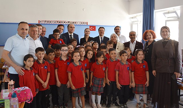 Korkuteli'de İlköğretim Haftası kutlandı