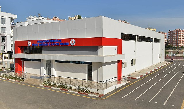 Muratpaşa'da 7'nci spor salon yatırımı yolda