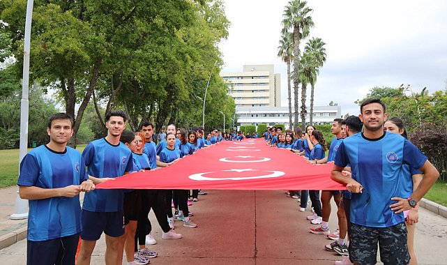 Akdeniz Üniversitesi'nde Cumhuriyet koşusu