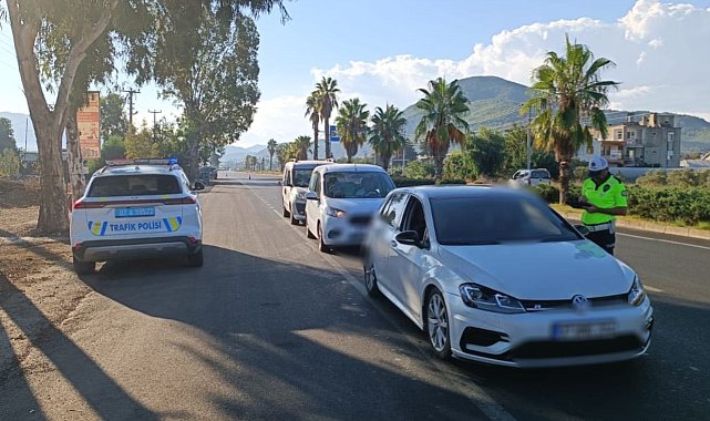 Antalya'da 2 haftada 36 bin 496 sürücüye ceza