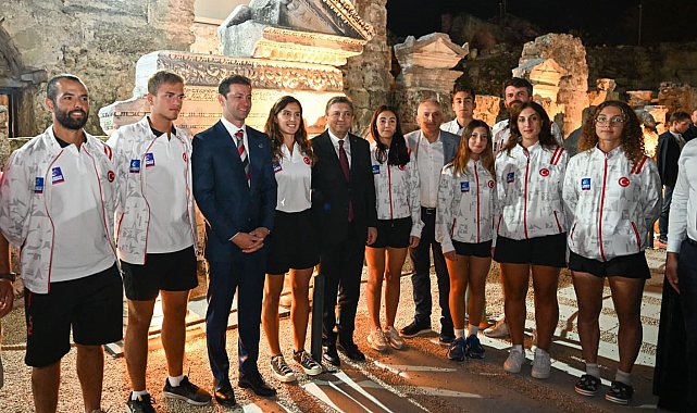 Avrupa'nın en iyi kürekçileri Antalya'da yarışıyor