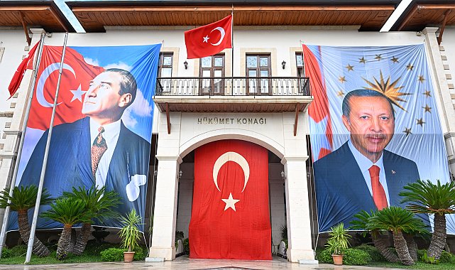 Cumhuriyet'e tanıklık eden Türk bayrağı