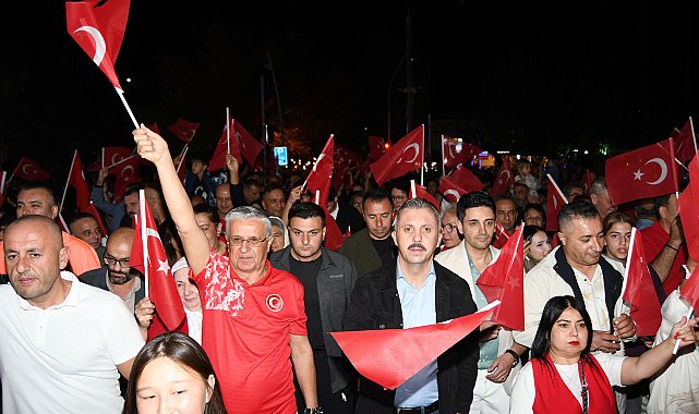 Kemer'de Cumhuriyet coşkusu