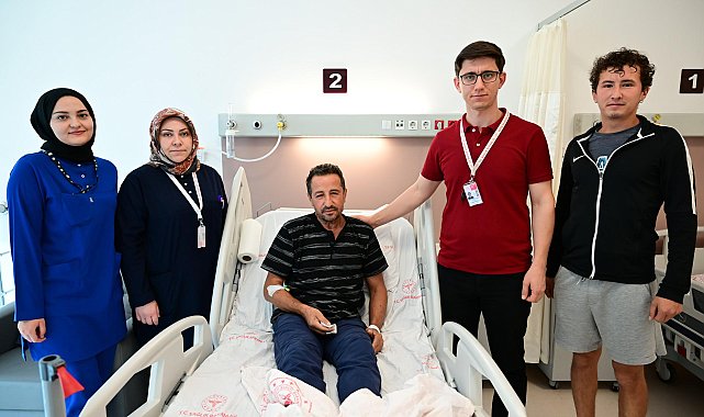 Antalya Şehir Hastanesi'nde pars plana vitrektomi ameliyatı başarıyla uygulandı