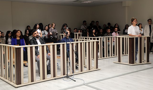 Hukuk öğrencilerinden gerçeğini aratmayan duruşma