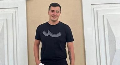 Otomobille çarpışan motosikletli hayatını kaybetti