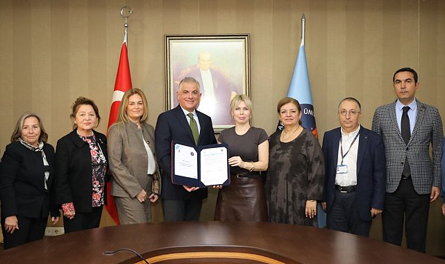 Akdeniz Üniversitesi Hastanesi'ne anjiyografi cihazı bağışı