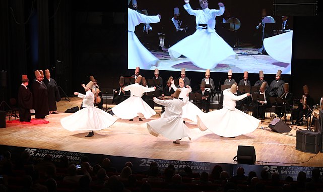 Antalya Büyükşehir Belediyesi vuslatın 752'nci yıldönümünde Mevlana'yı andı