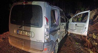 Araç şarampole düştü: 3 yaralı