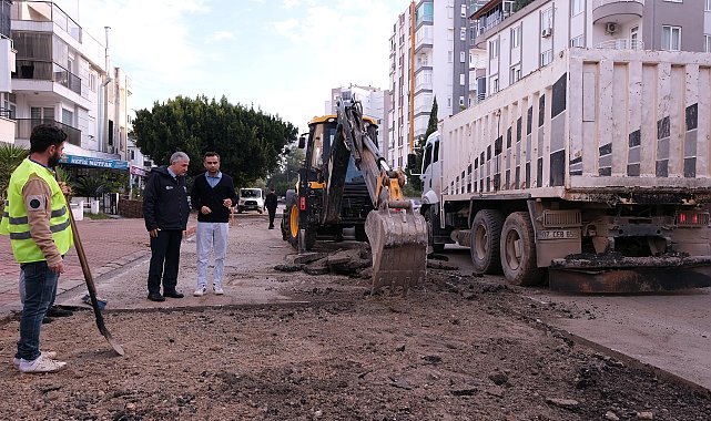 ASAT'tan Konyaaltı'nda asfalt seferberliği